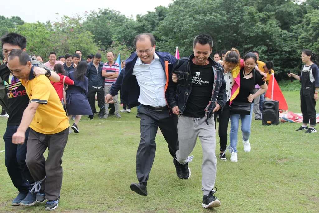 4439e98de0f31255bce7fb242c0e245